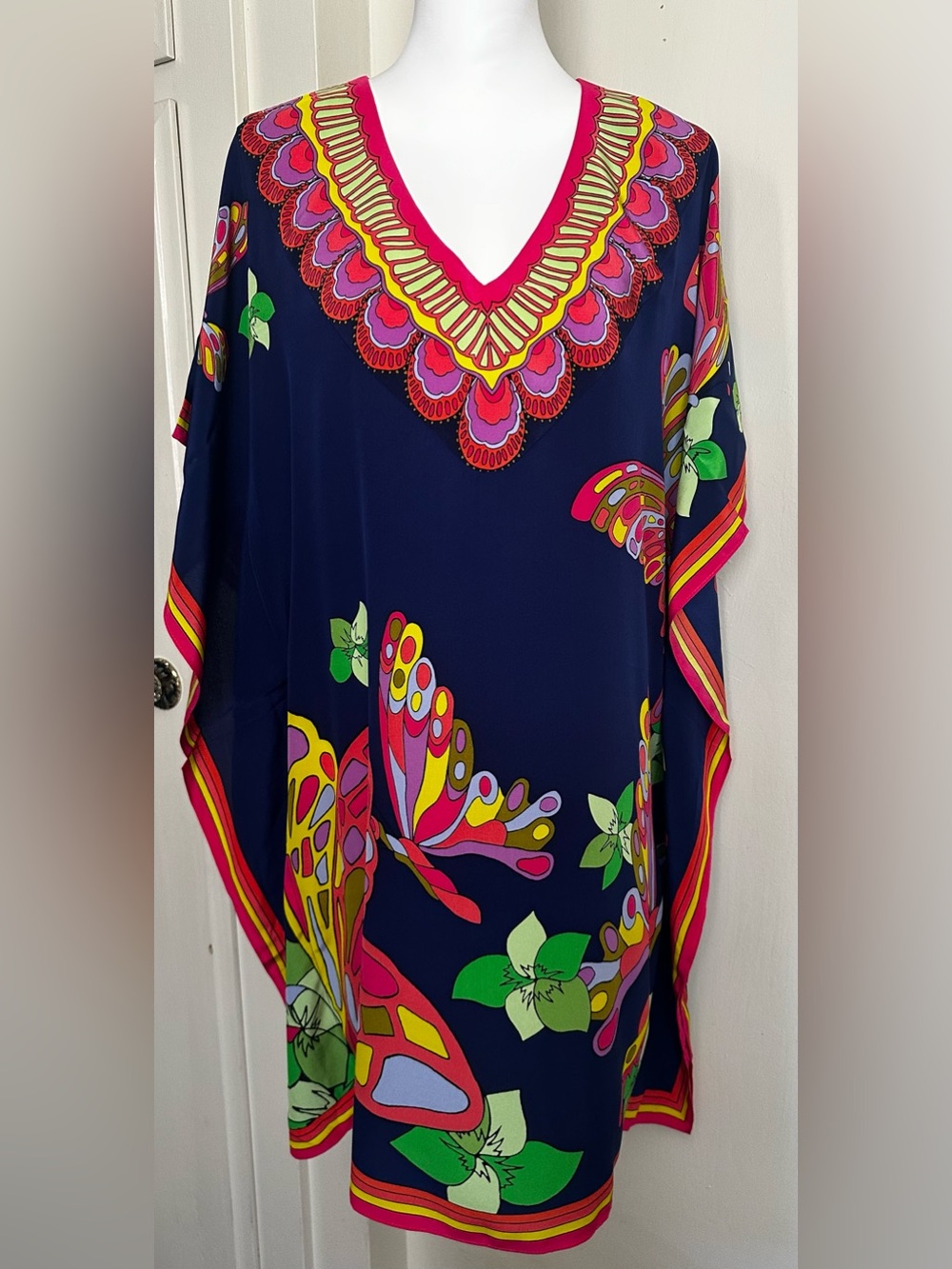 NWT $398 Trina Turk Theodora Butterfly 100% Silk Caftan Dress, Size M/L